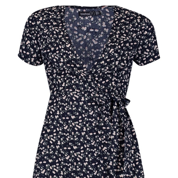 Robe fleurie - Picture 2 of 2